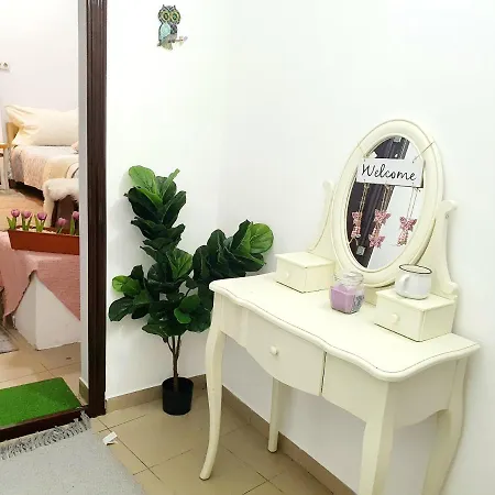 Reina Home Apartment